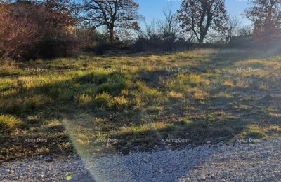 Na prodaju građevinsko zemljište, 861 m2, Buje KAŠTEL
